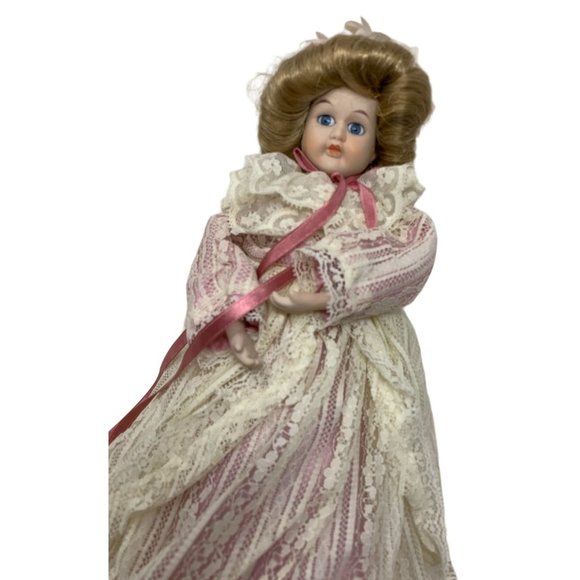 Porcelain Mauve and Lace Christmas Tree Topper - Ash Blonde Hair Holiday Decor - Picture 7 of 9